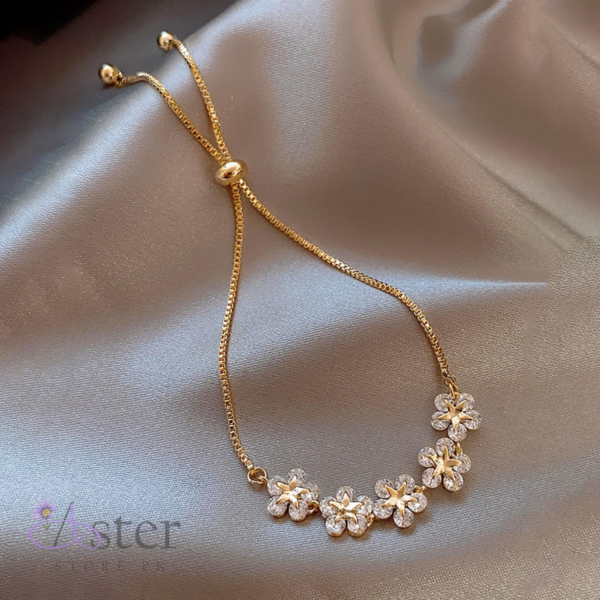 Dainty Daisy Wrist garland